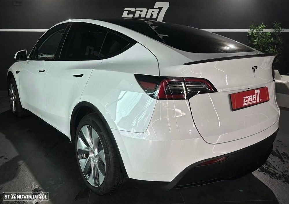 Tesla Model Y Long Range Dual Motor AWD - 6