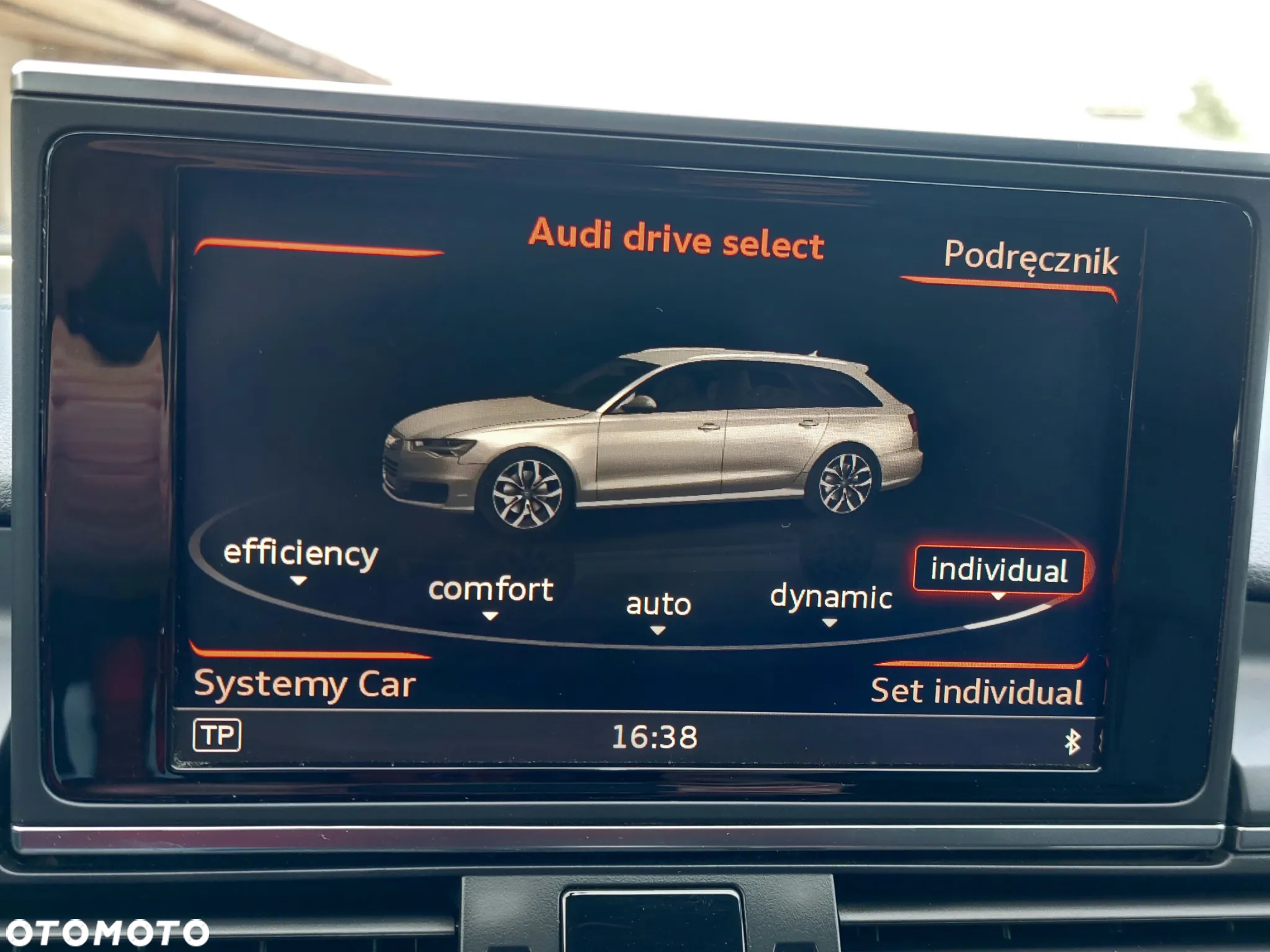 Audi A6 Avant 2.0 TDI Ultra S tronic - 34