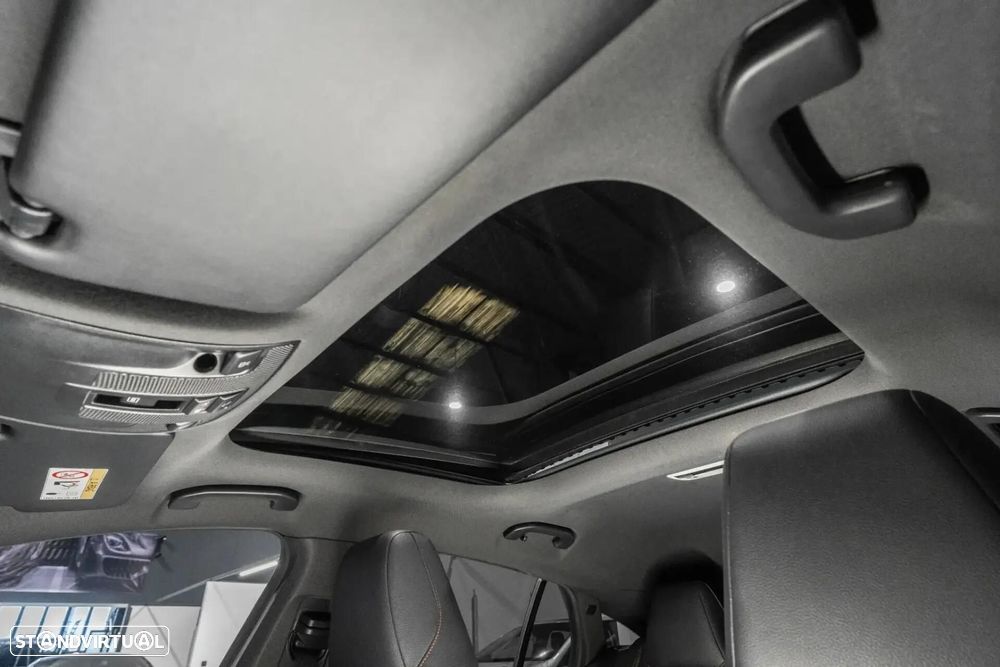 Mercedes-Benz CLA 200 d Shooting Brake AMG Line - 22