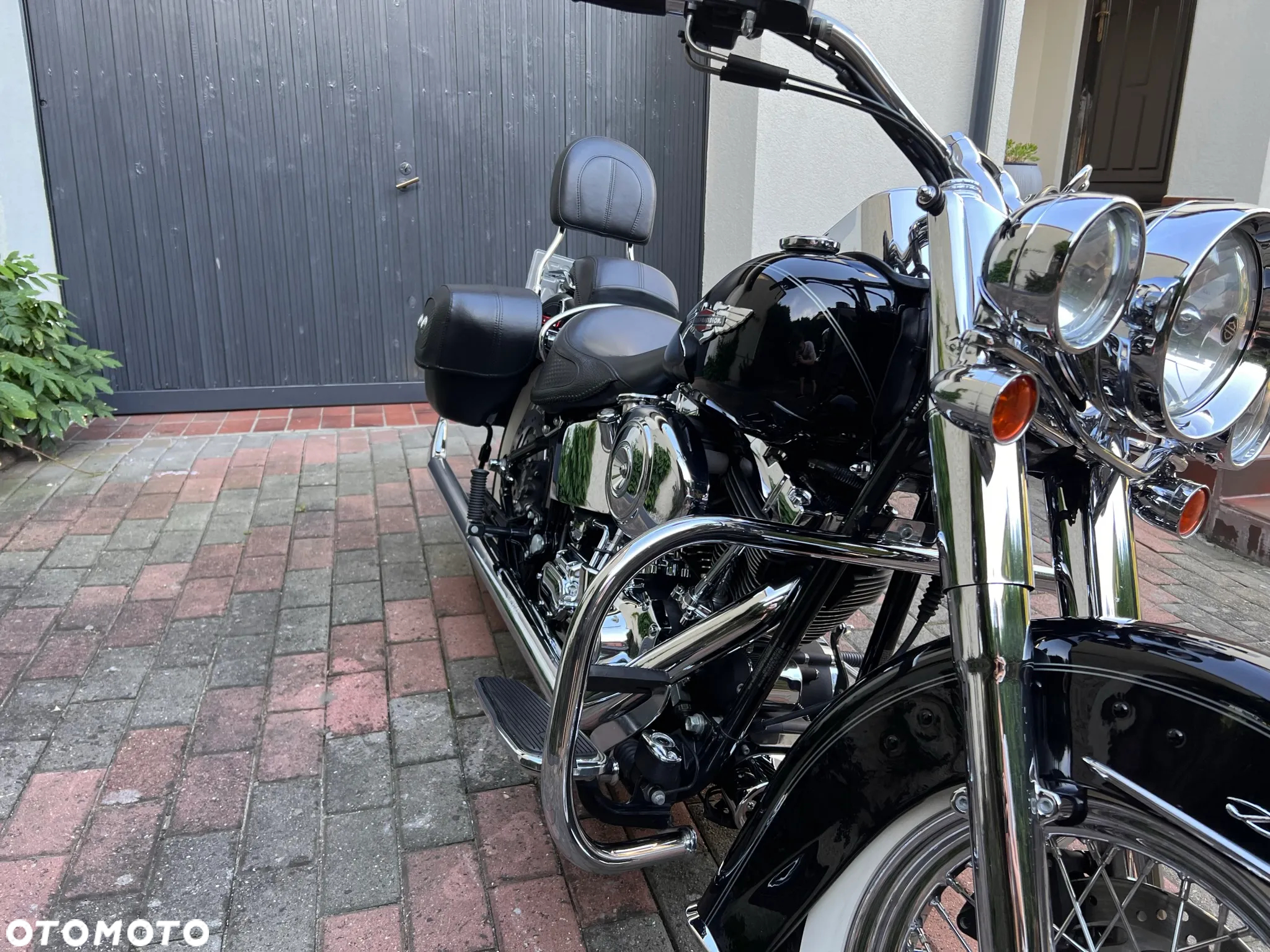 Harley-Davidson Softail Deluxe - 33