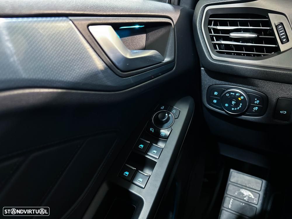 Ford Focus 1.0 EcoBoost Hybrid Aut. ACTIVE X - 24