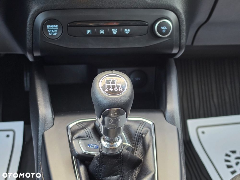 Ford Focus 1.0 EcoBoost STart-Stopp-System TITANIUM - 33