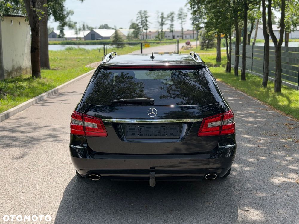 Mercedes-Benz Klasa E 350 CDI DPF 4Matic BlueEFFICIENCY 7G-TRONIC Avantgarde - 6