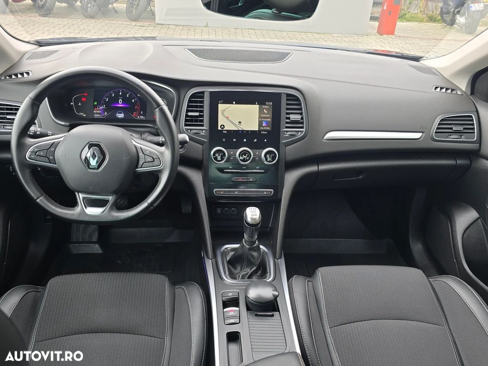 Renault Megane TCe Intens - 19