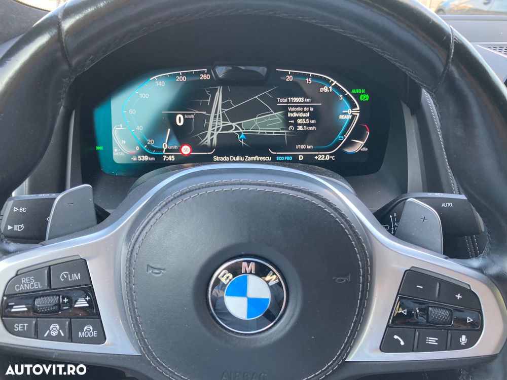 BMW Seria 8 - 33