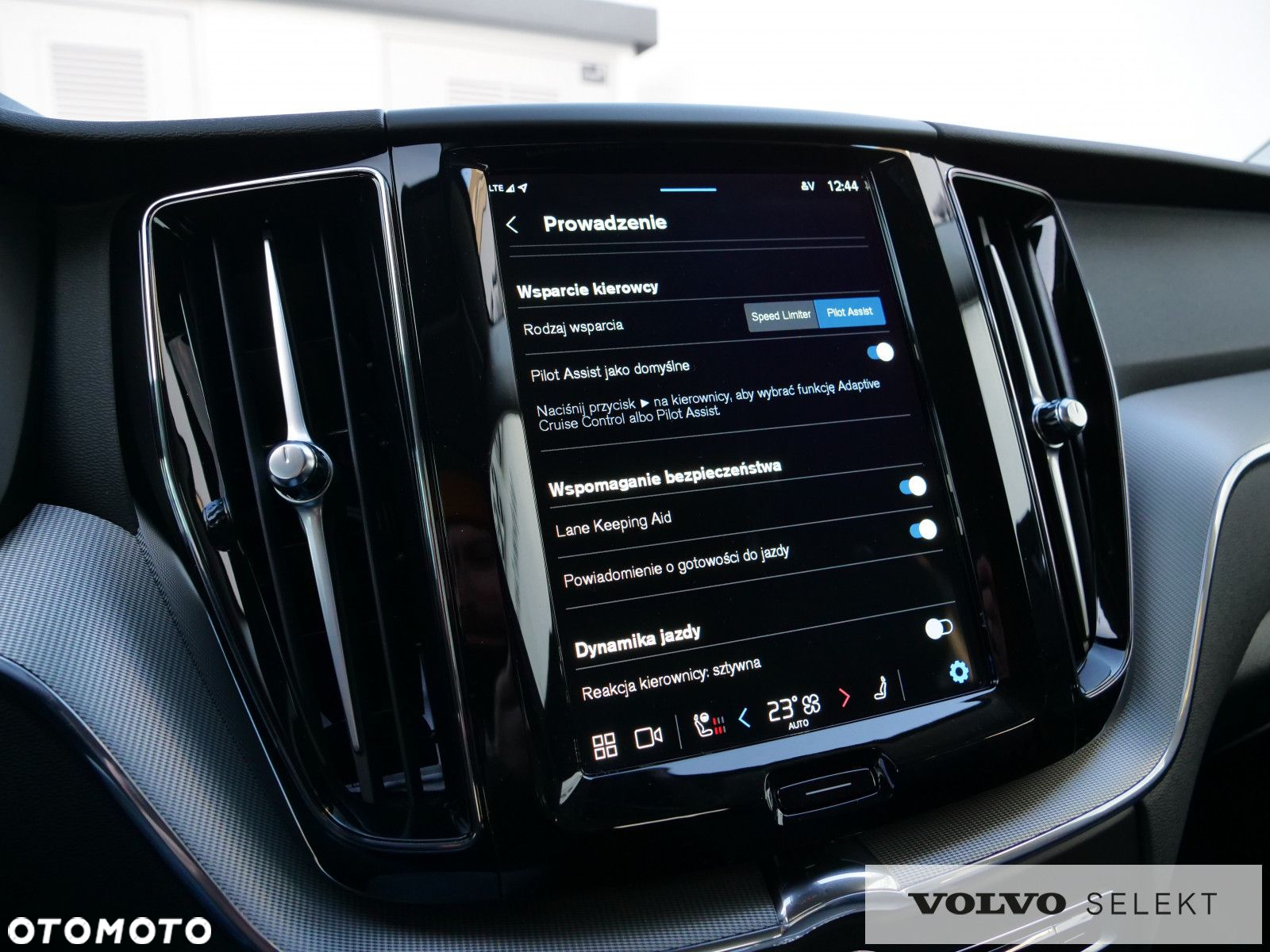 Volvo XC 60 - 26