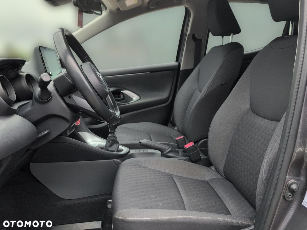 Toyota Yaris - 15