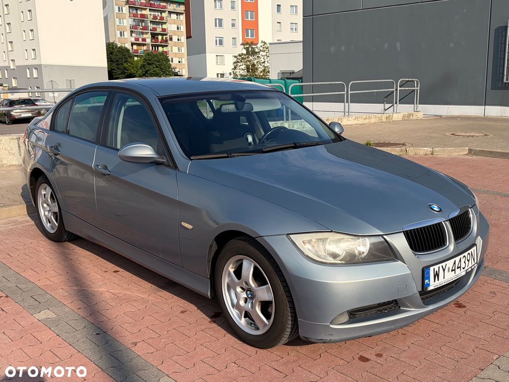 BMW Seria 3 318d DPF - 3