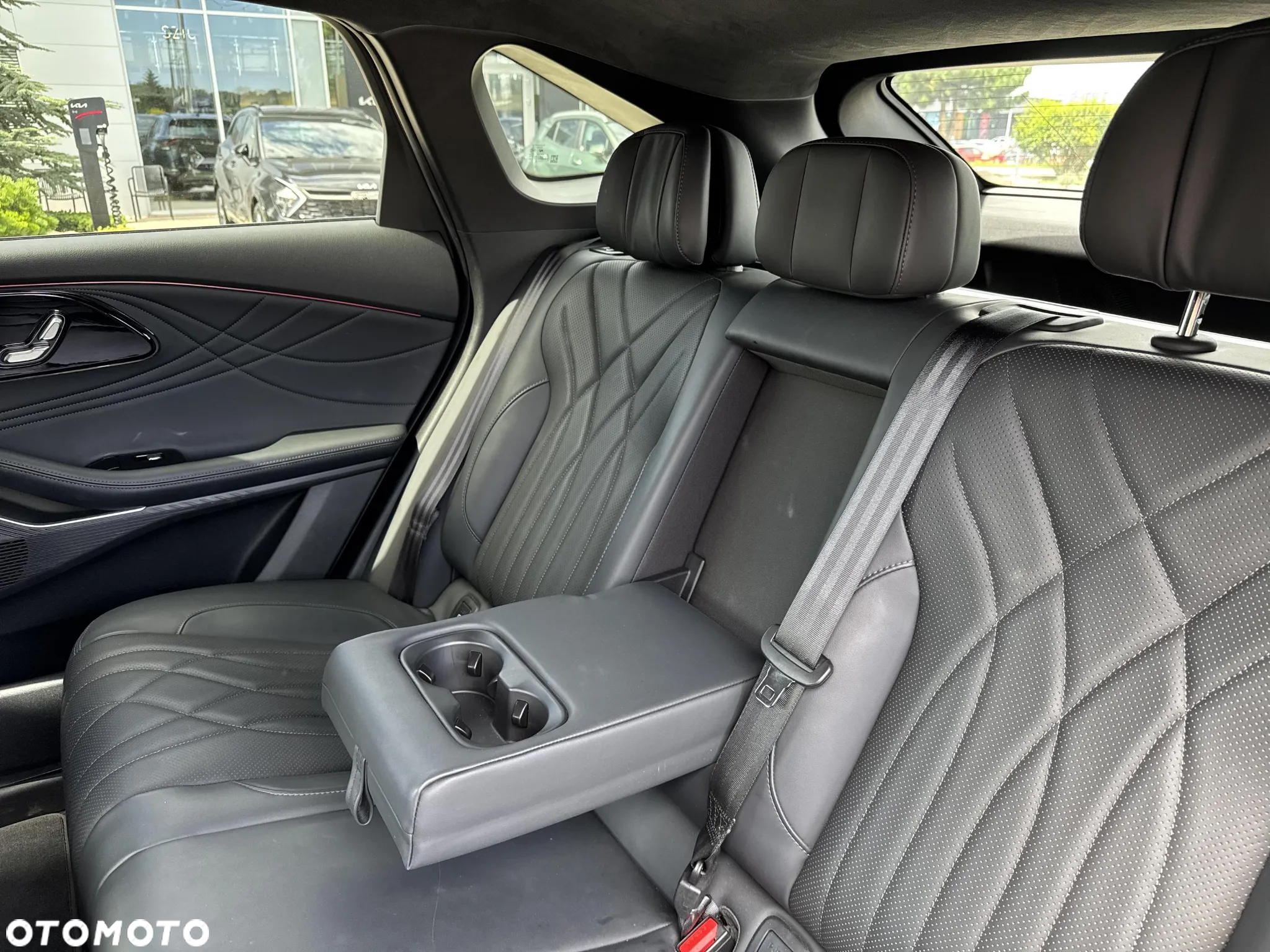 Omoda 9 1.5 Super Hybrid Exclusive AWD - 24