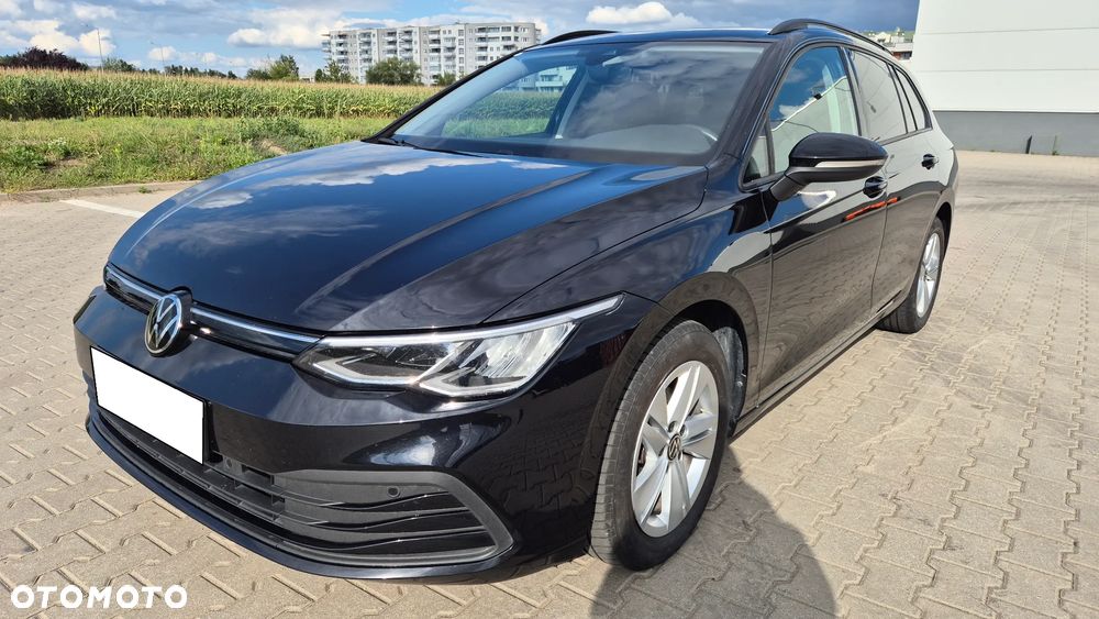 Volkswagen Golf 1.5 eTSI Life DSG - 1