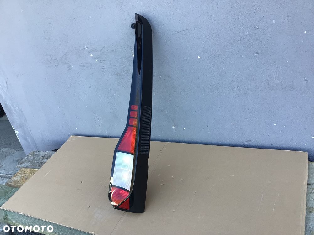 Lampa tylna prawa VW Caddy 2K7 - 2
