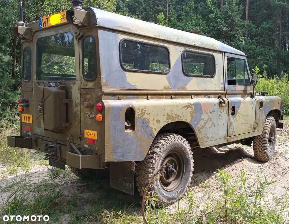 Land Rover Defender - 5