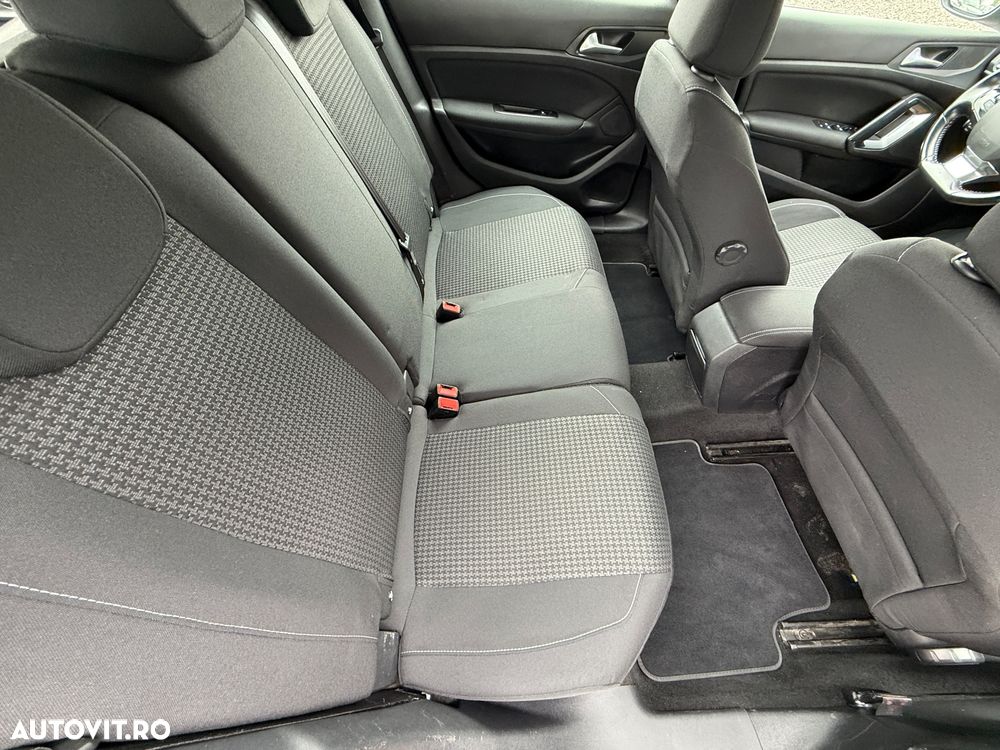 Peugeot 308 BlueHDi FAP 130 EAT8 Stop & Start Allure - 20