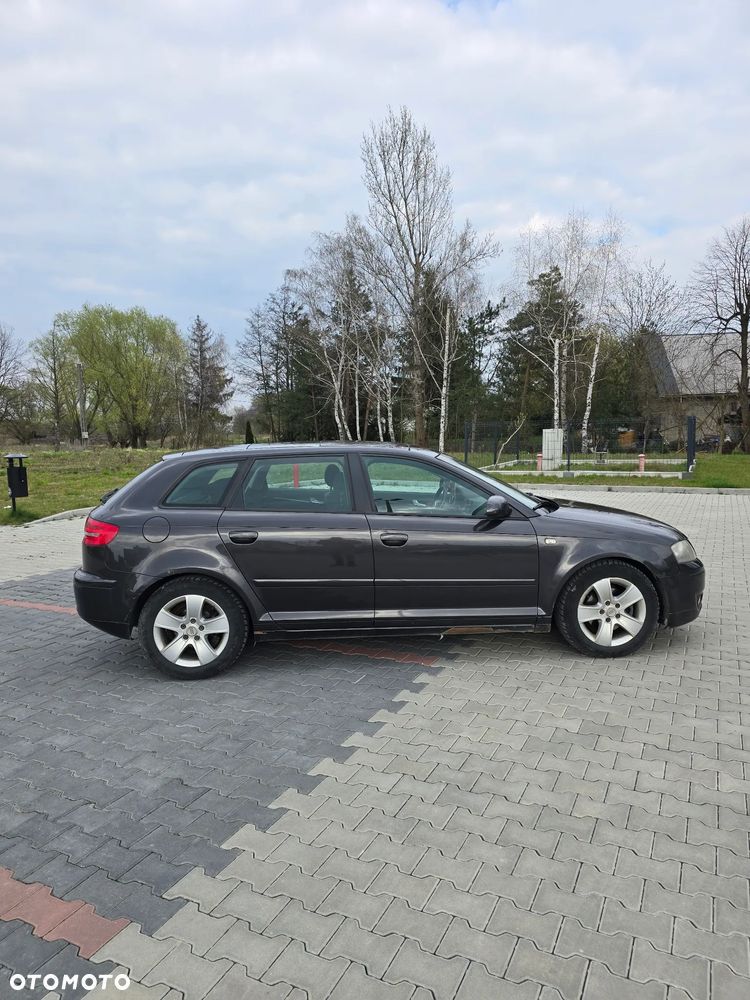 Audi A3 Sportback 2.0 TDI DPF Ambiente - 10