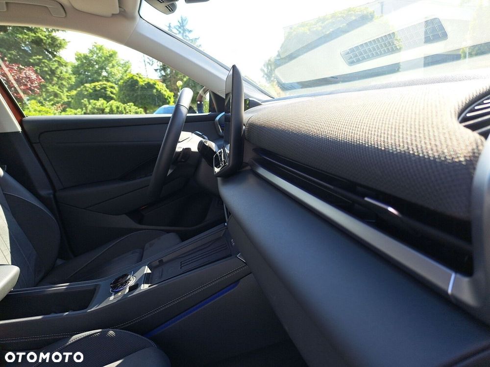 Volkswagen T-Roc 1.5 eTSI Style DSG - 25