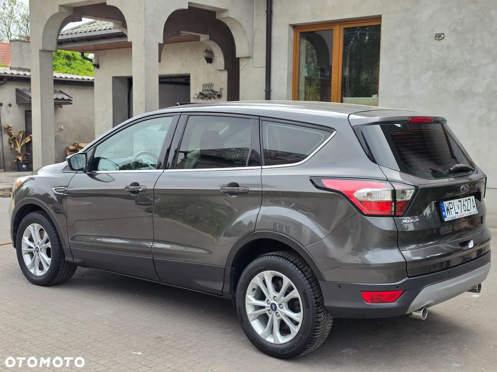 Ford Kuga - 9