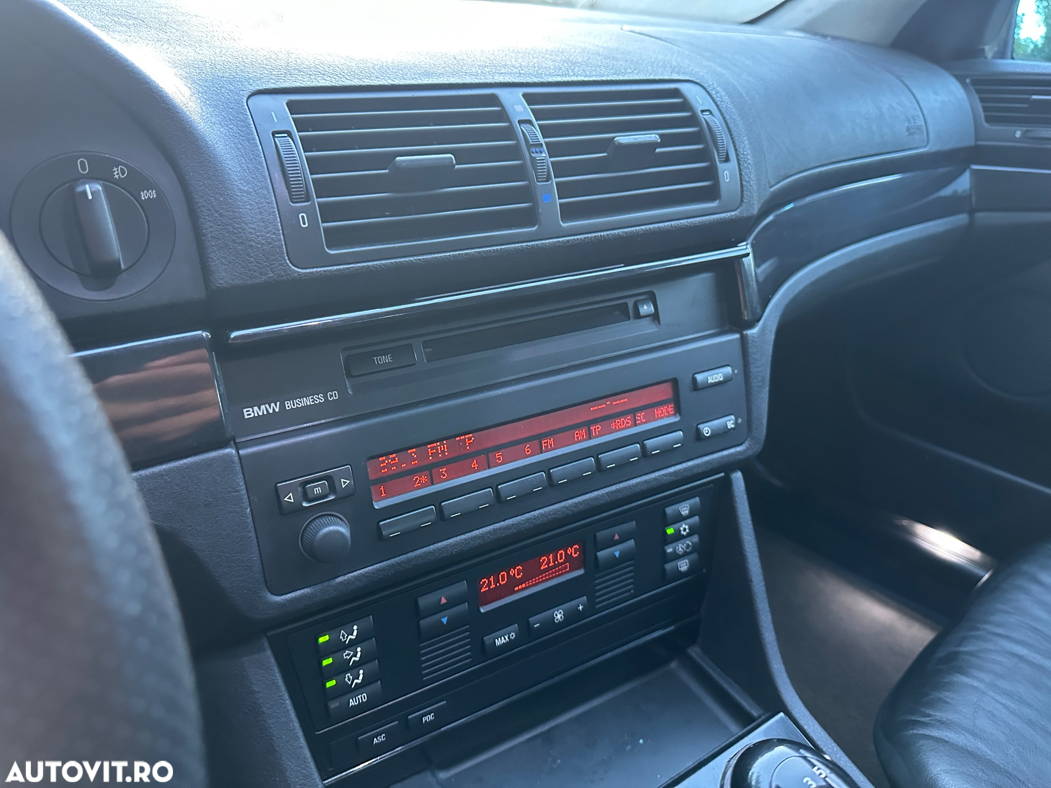 BMW Seria 5 520d - 12