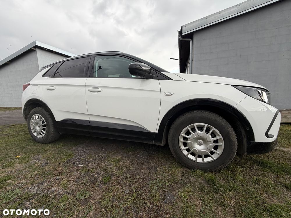 Opel Grandland 1.2 T GS Line S&S - 4