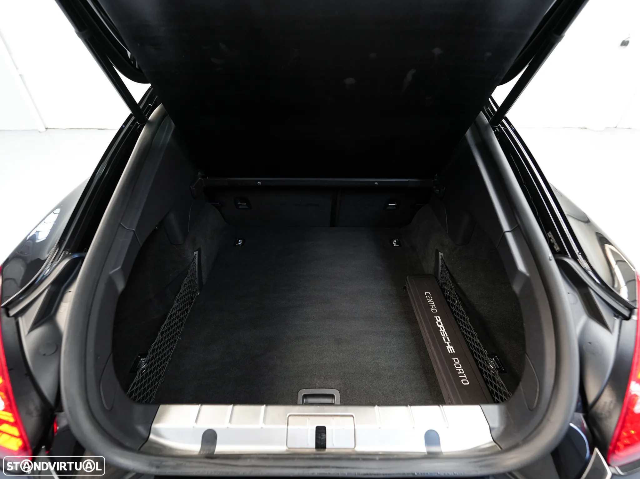 Porsche Panamera Platinum Edition - 15