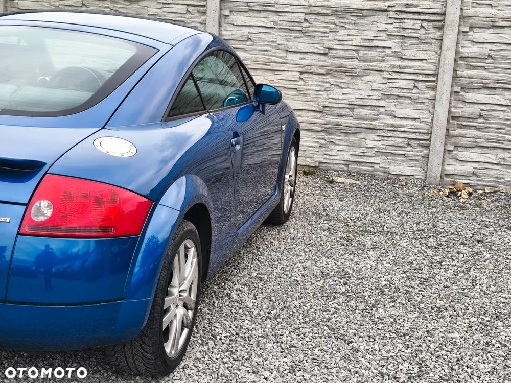Audi TT Coupé 1.8T Quattro - 15
