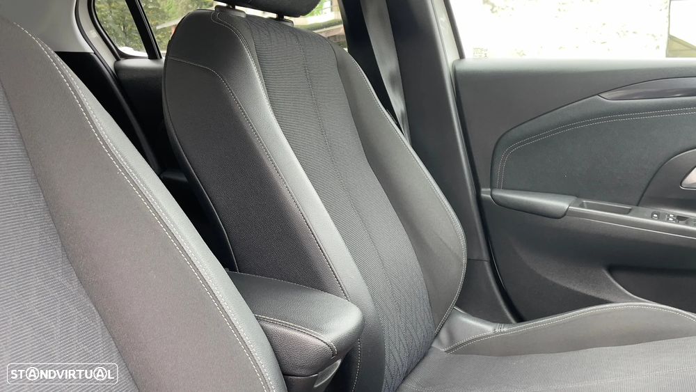 Opel Corsa 1.2 S&S Elegance - 12