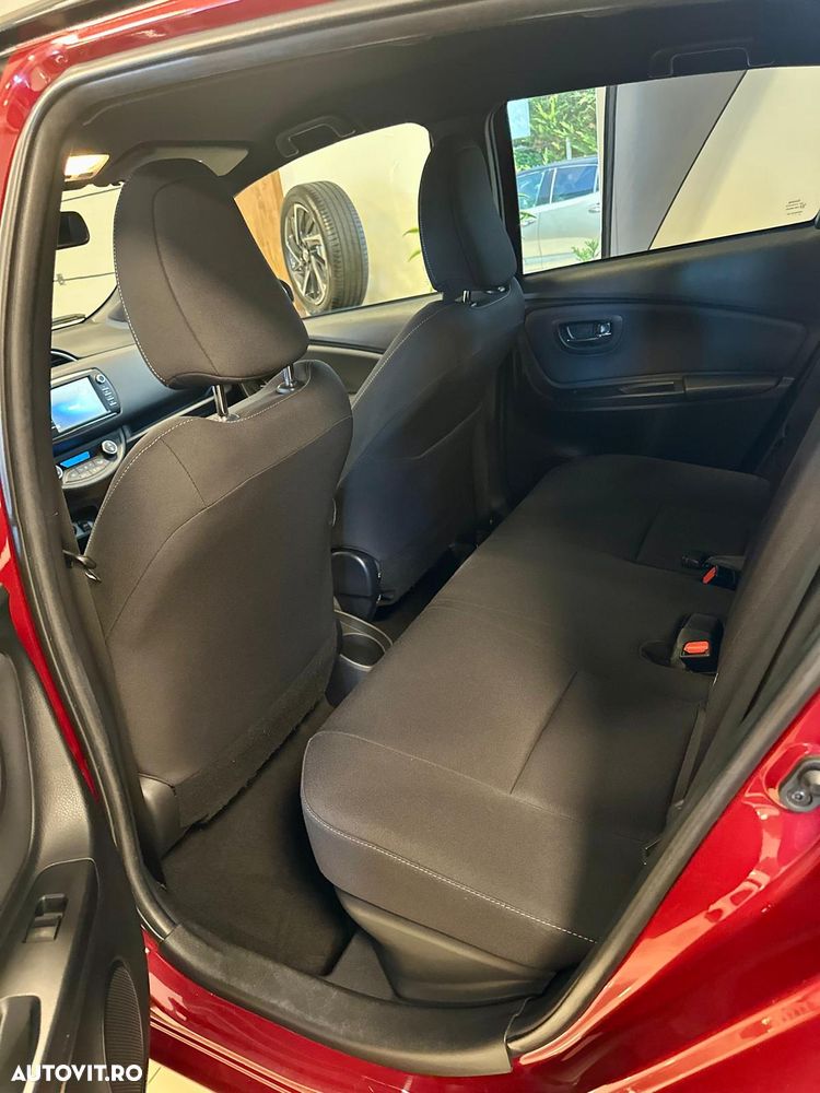 Toyota Yaris - 25