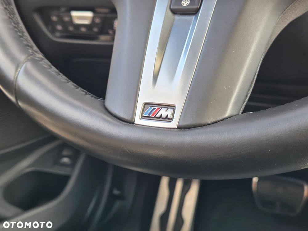 BMW Seria 3 330i xDrive M Sport sport - 22