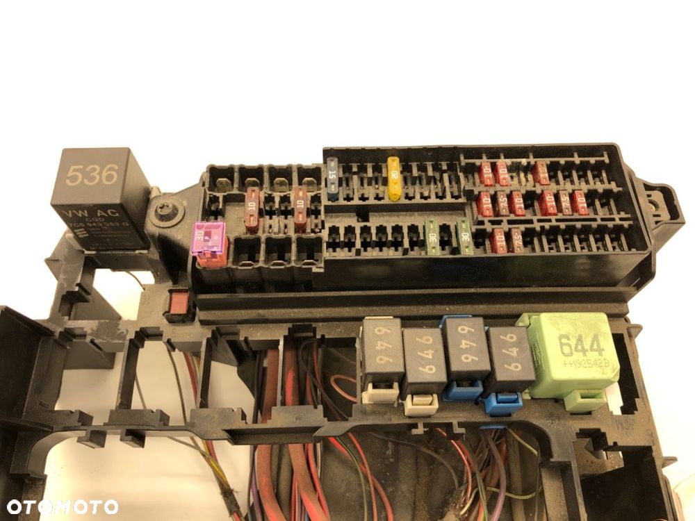 SKRZYNKA BEZPIECZNIKÓW  MAN TGE Autobus 2017 - 2022 2.0 TDI 130 kW [177 KM] olej napędowy 2017 - - 5
