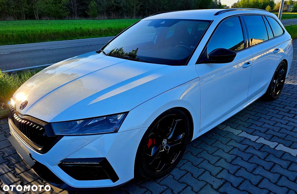 Skoda Octavia 2.0 TSI DSG RS - 1