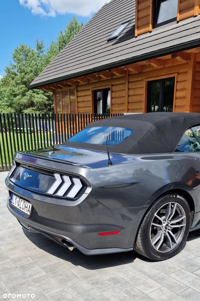 Ford Mustang Cabrio 2.3 Eco Boost - 9