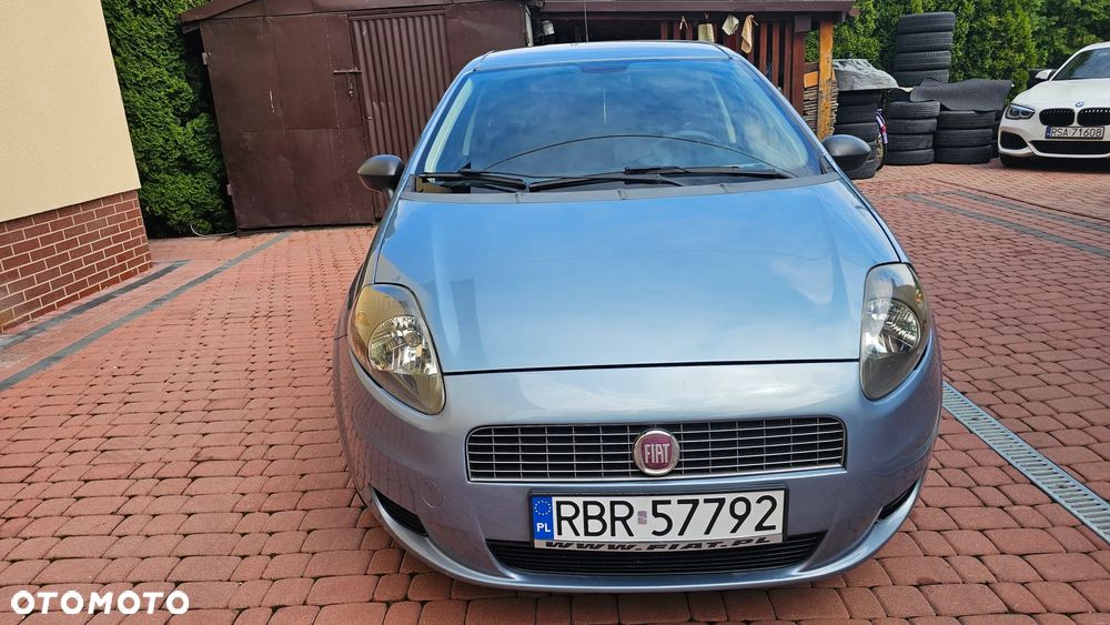 Fiat Grande Punto Actual 1.2 8V Estiva - 18