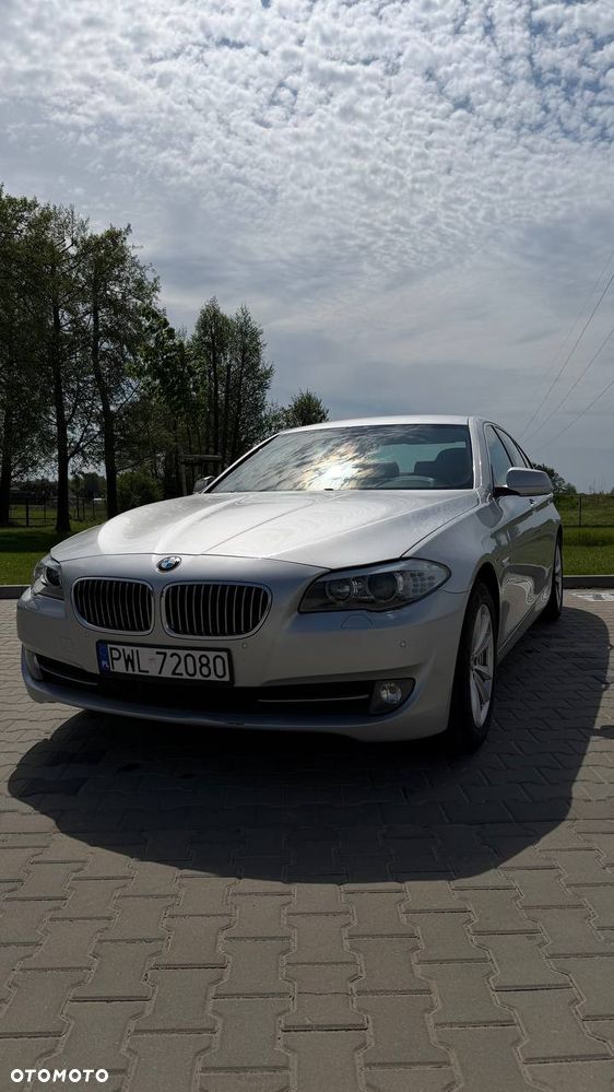 BMW Seria 5 520i - 27