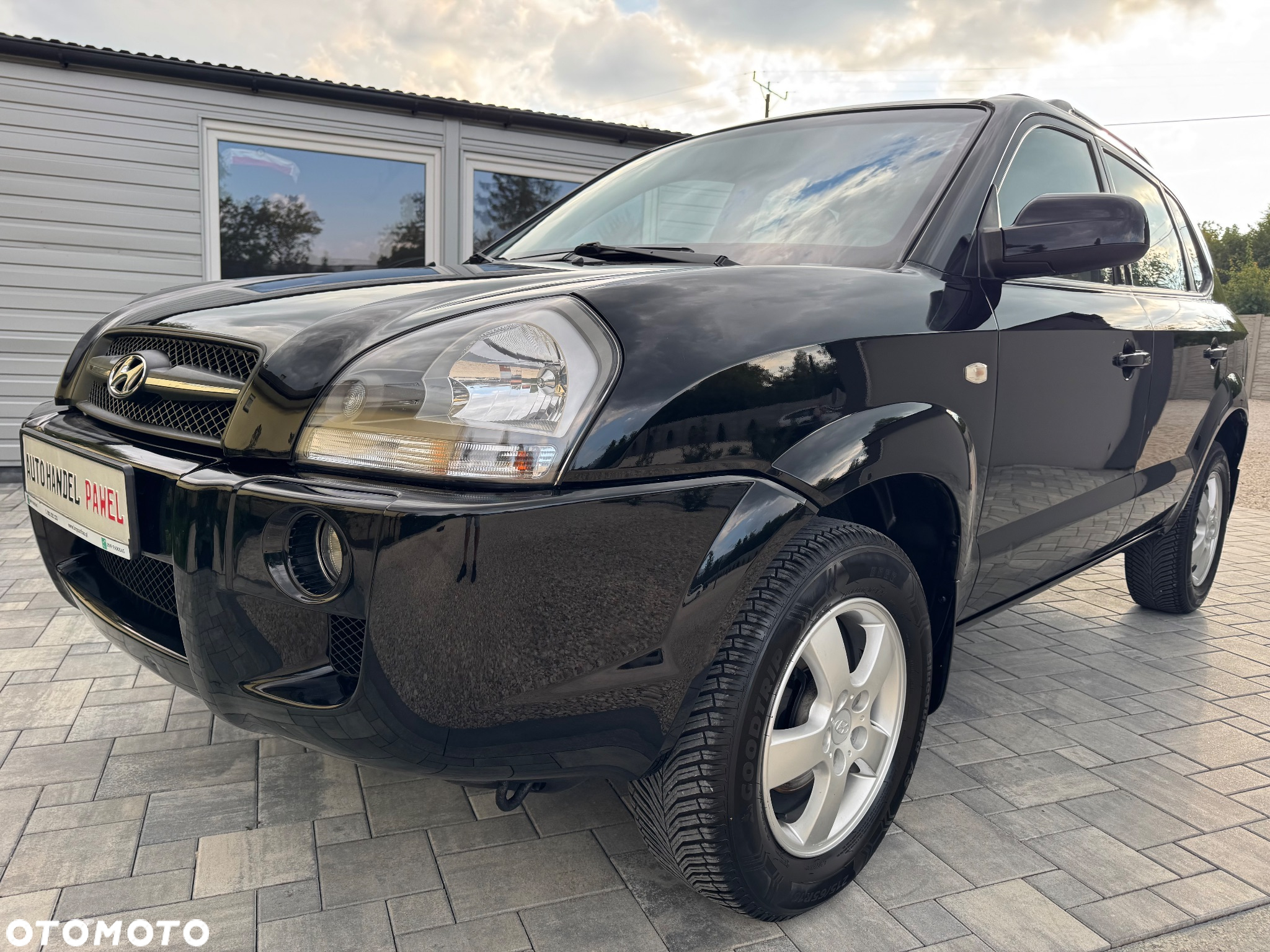 Hyundai Tucson 2.0 Comfort 2WD - 14