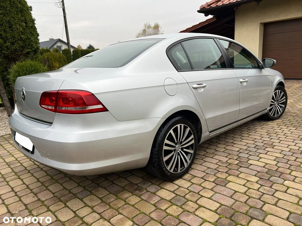 Volkswagen Passat 1.4 TSI BMT Comfortline - 4
