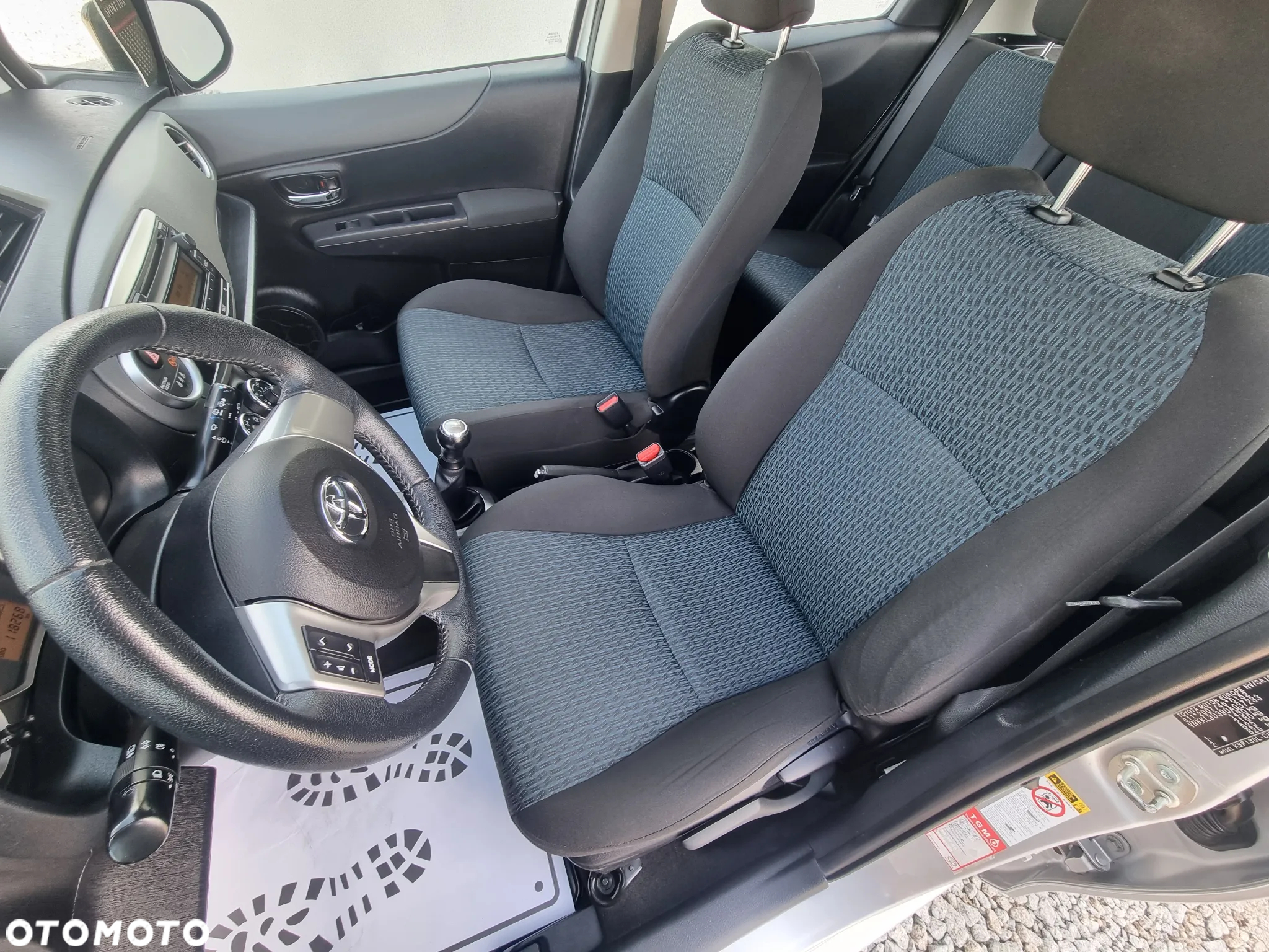 Toyota Yaris 1.0 Life - 10