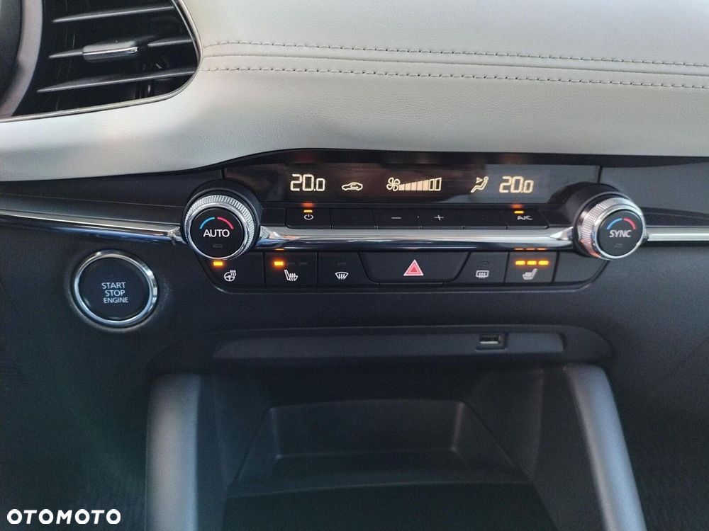 Mazda 3 2.0 mHEV Enso - 23