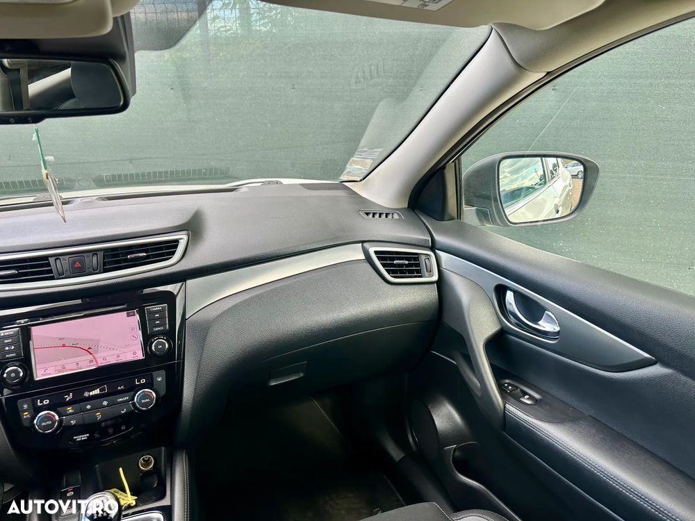 Nissan Qashqai - 10