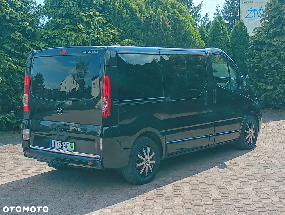 Opel Vivaro - 10
