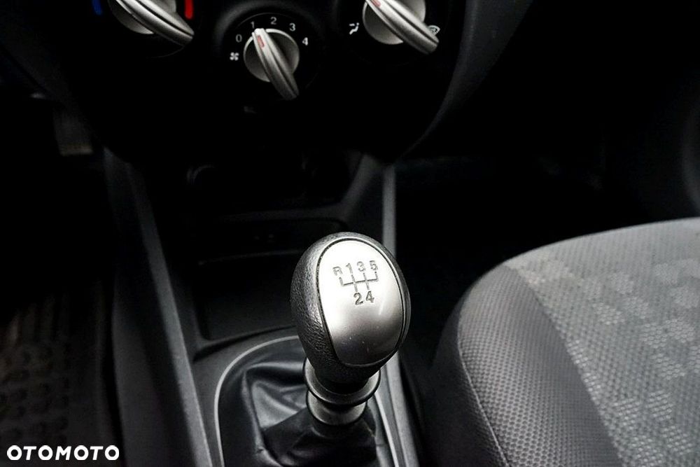 Kia Rio - 20