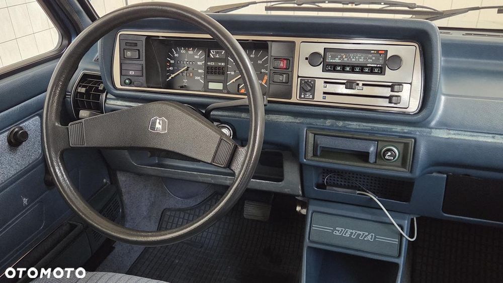 Volkswagen Jetta - 19