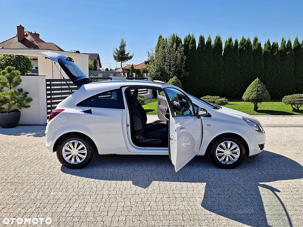 Opel Corsa 1.2 16V Limited Edition - 14