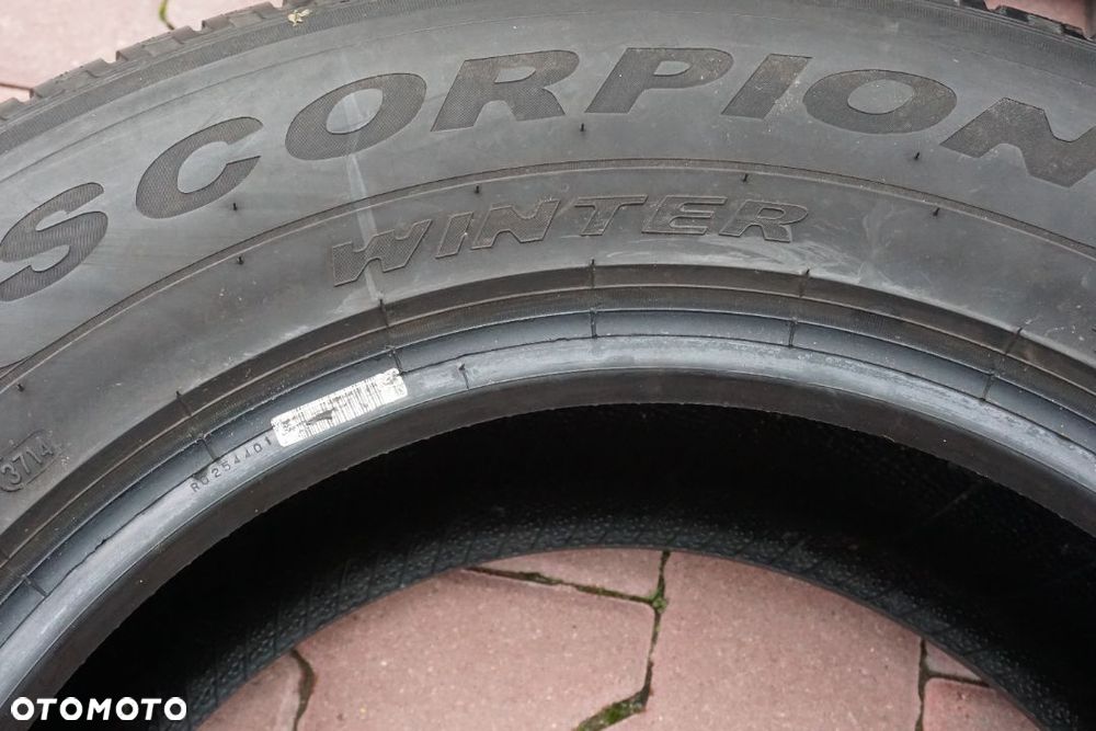 Pirelli 245 65 17 scorpion winter - 7