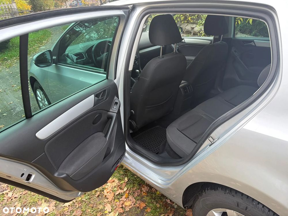 Volkswagen Golf 1.4 TSI DSG Team - 26