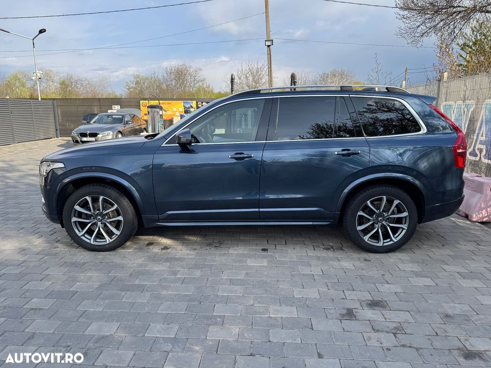 Volvo XC 90 D5 AWD Geartronic Momentum - 10