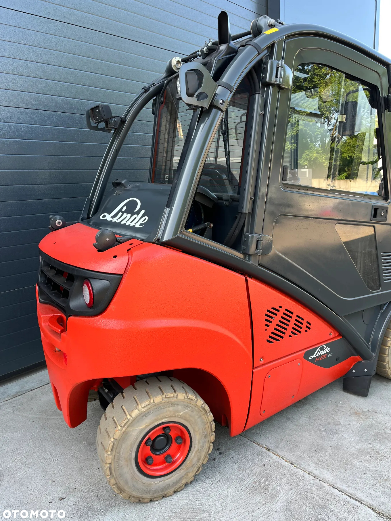 Linde H25T-392-02 Gazowy Pełna kabina Przewsuw boczny Oświetlenie drogowe - 8