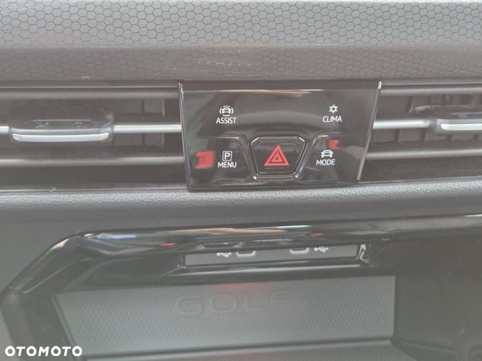 Volkswagen Golf - 26