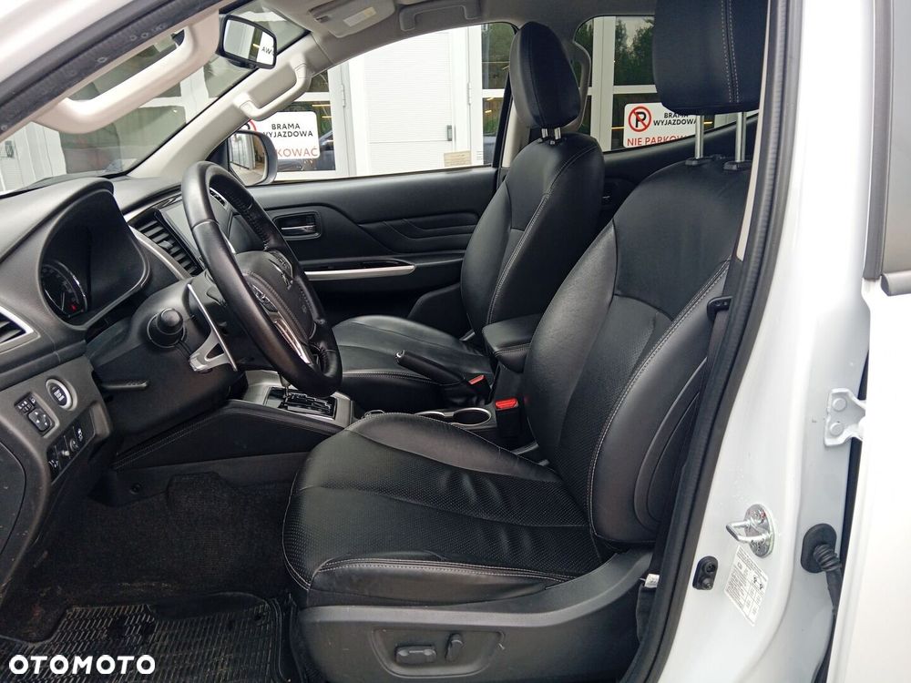 Mitsubishi L200 - 14