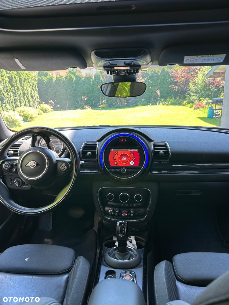 MINI Cooper Standard - 5
