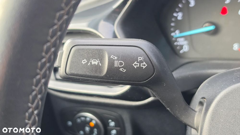 Ford Fiesta 1.1 S&S COOL&CONNECT - 24