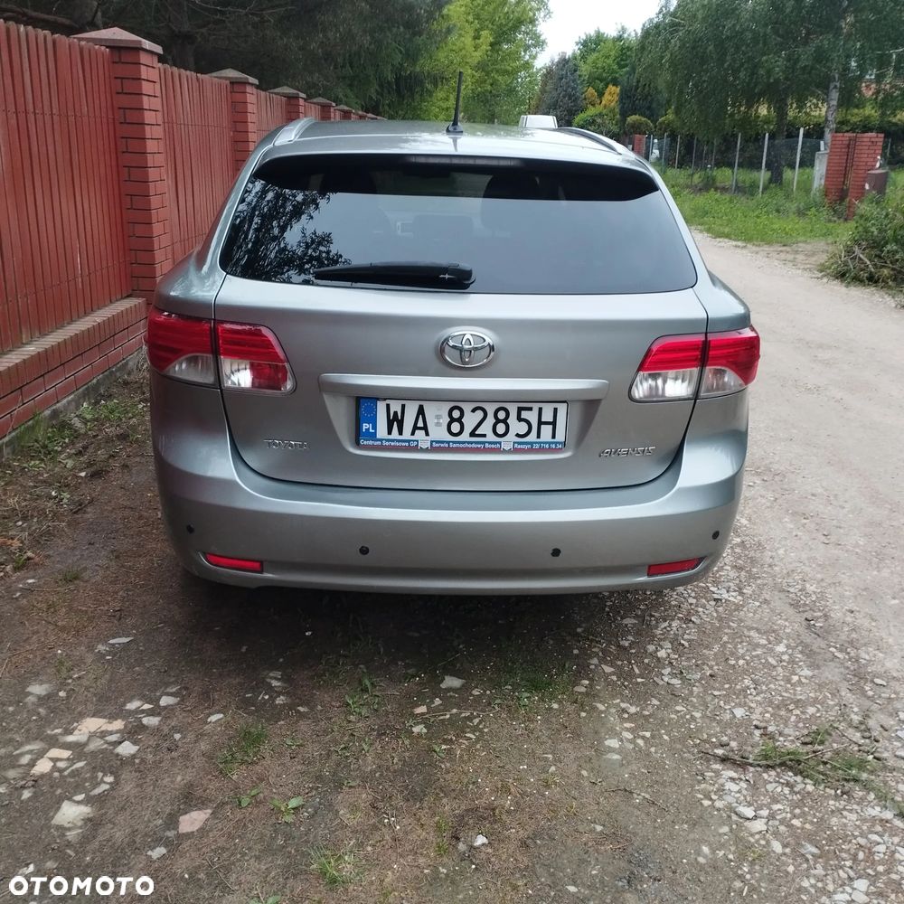 Toyota Avensis 2.0 D-4D Edition - 6